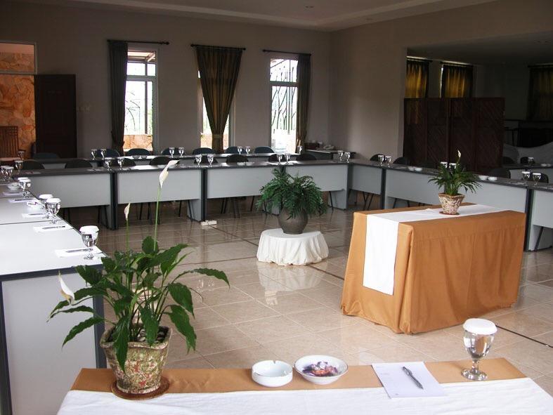 Wisma tamu Le Bougenville